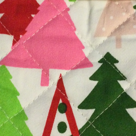 Huntington Home Apron, Oven Mitt, and Potholder Set - Picture 5 of 6